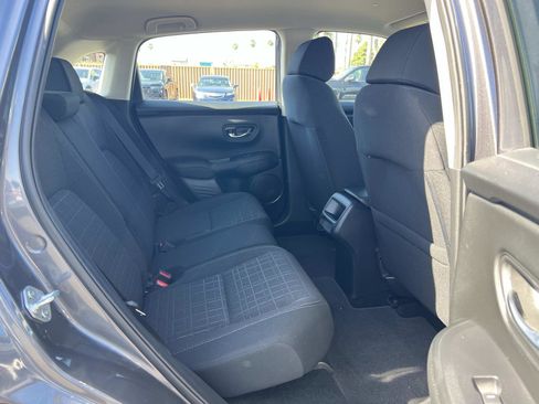 Certified 2024 Honda HR-V LX image 28