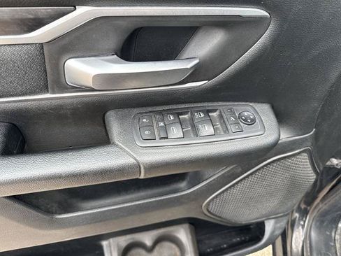 Used 2020 RAM 1500 Big Horn AWD/4WD image 15