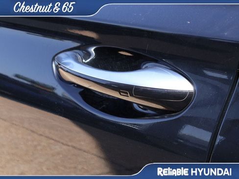 Certified 2023 Hyundai Santa Fe Limited FWD image 22