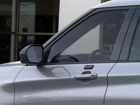 New 2026 Ford Explorer Active w/ Active Comfort Package RWD image 22