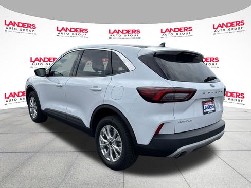Used 2023 Ford Escape Active w/ Tech Pack #1 AWD/4WD image 5