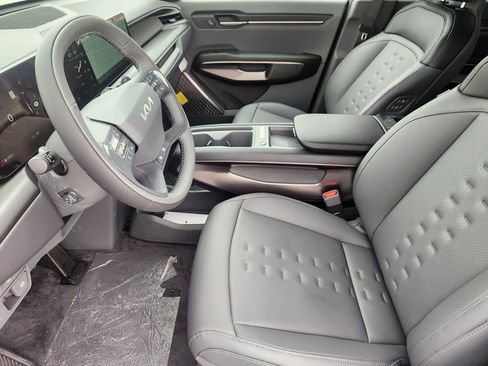 New 2026 Kia EV9 Wind AWD/4WD image 8
