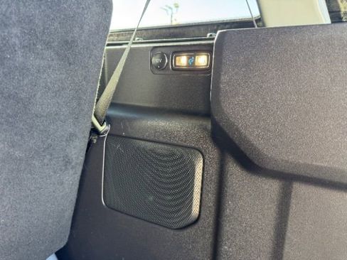 Used 2022 Ford Bronco Outer Banks w/ Sasquatch Package image 39