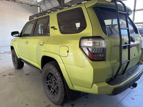 Used 2023 Toyota 4Runner TRD Off-Road Premium w/ Off Road Premium Plus Package image 7