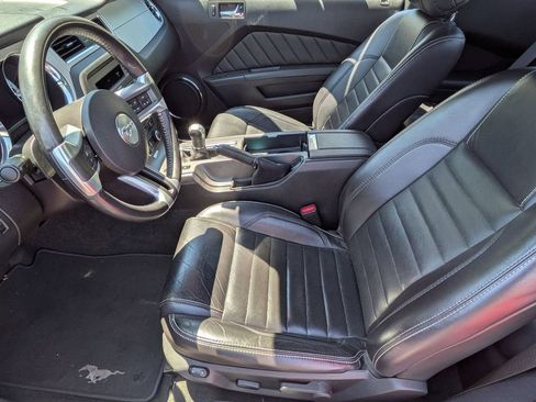 Used 2013 Ford Mustang GT Premium RWD image 11
