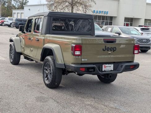 New 2026 Jeep Gladiator Sport AWD/4WD image 5
