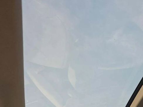 Used 2018 GMC Acadia SLT w/ LPO, Floor Liner Package image 14