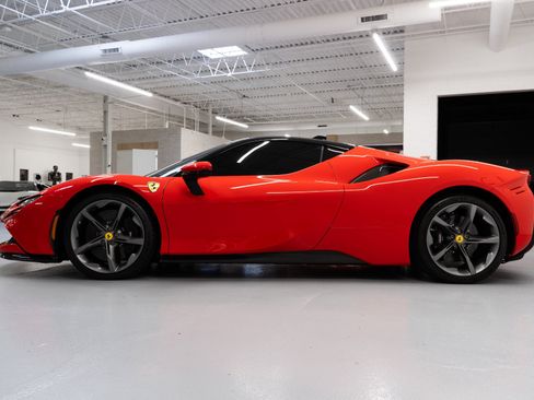Used 2022 Ferrari SF90 Stradale AWD/4WD image 9