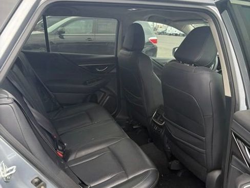 Used 2023 Subaru Outback Limited AWD/4WD image 10