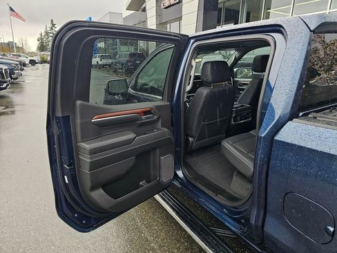 Used 2023 GMC Sierra 1500 Denali w/ Denali Reserve Package image 16