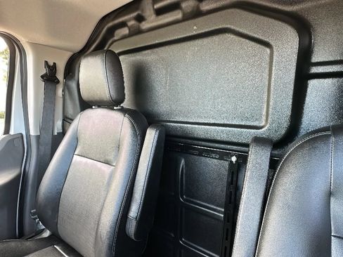 Used 2023 Ford Transit 250 Low Roof RWD image 17