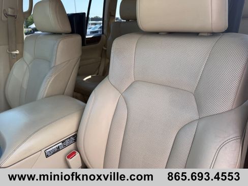 Used 2017 Lexus LX 570 4WD w/ Luxury Package image 13