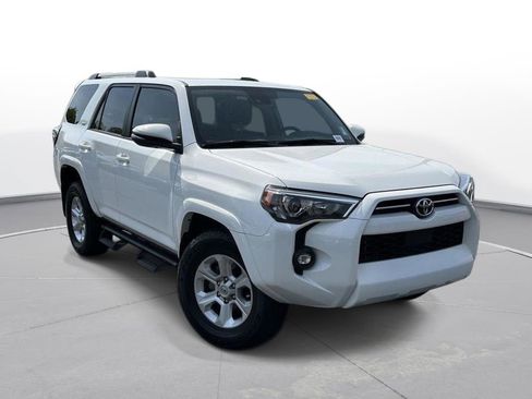 Certified 2023 Toyota 4Runner SR5 Premium w/ Moonroof Package image 4