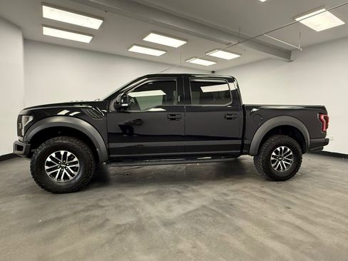 Used 2019 Ford F150 Raptor w/ Equipment Group 802A Luxury image 3