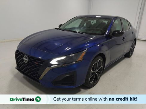Used 2023 Nissan Altima 2.5 SR AWD/4WD image 1