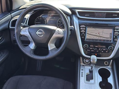 Used 2017 Nissan Murano SV image 14