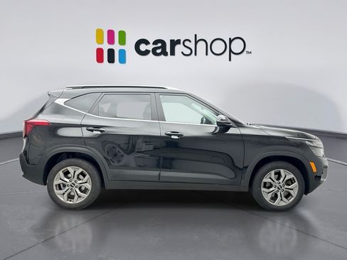 Used 2024 Kia Seltos S AWD/4WD image 6
