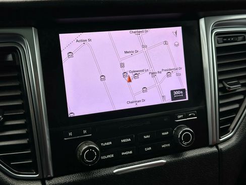 Used 2017 Porsche Macan GTS image 39