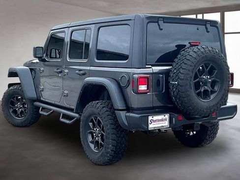 Used 2024 Jeep Wrangler Unlimited Sport AWD/4WD image 4