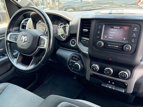 Used 2021 RAM 1500 Big Horn AWD/4WD image 36
