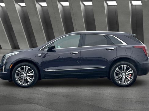 Certified 2025 Cadillac XT5 Premium Luxury image 7
