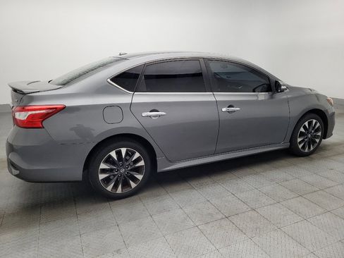 Used 2019 Nissan Sentra SR FWD image 10