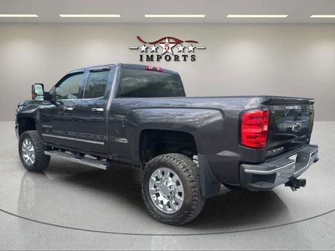 Used 2015 Chevrolet Silverado 2500 LTZ w/ LTZ Plus Package AWD/4WD image 3