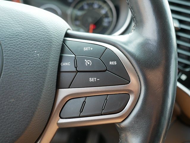 Used 2020 Jeep Cherokee Limited AWD/4WD image 26
