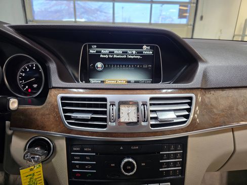 Used 2016 Mercedes-Benz E 350 4dr Sdn E 350 Sport RWD image 29