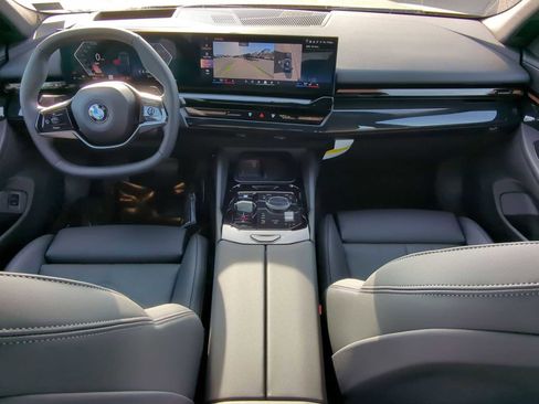 New 2026 BMW 530i xDrive 530i xDrive w/ Premium Package image 16