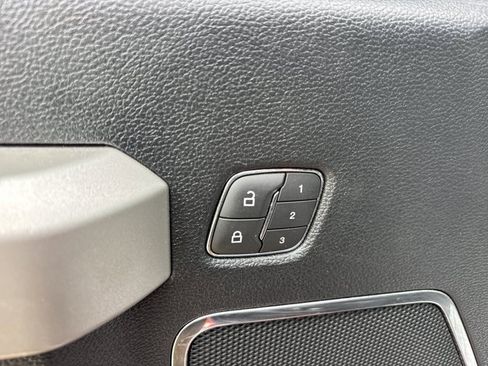 Used 2019 Ford F250 Lariat w/ Lariat Ultimate Package image 24