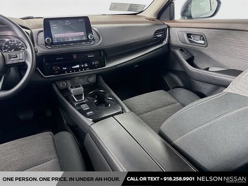 Certified 2021 Nissan Rogue SV FWD image 21