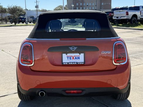 Used 2021 MINI Cooper Convertible w/ 6.5" Touchscreen Package image 6