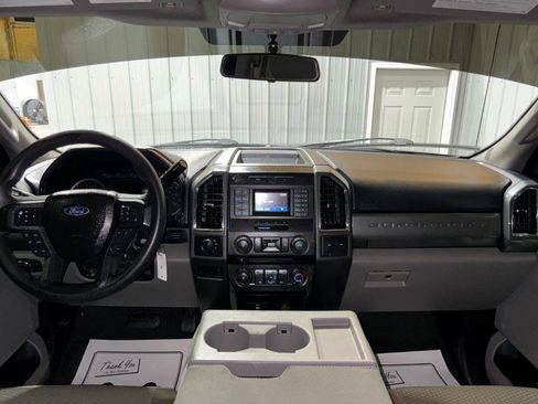 Used 2017 Ford F250 XLT AWD/4WD image 17