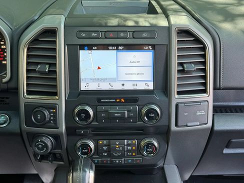 Used 2017 Ford F150 Raptor w/ Equipment Group 802A Luxury AWD/4WD image 20