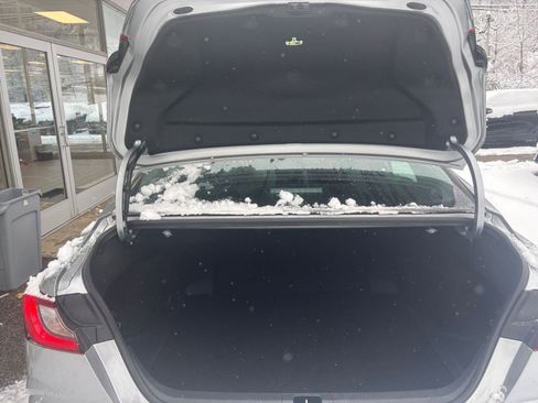 Used 2025 Toyota Camry LE image 30