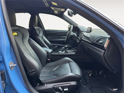 Used 2016 BMW M3 RWD image 15