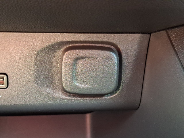 Used 2024 Buick Envista Preferred FWD image 24