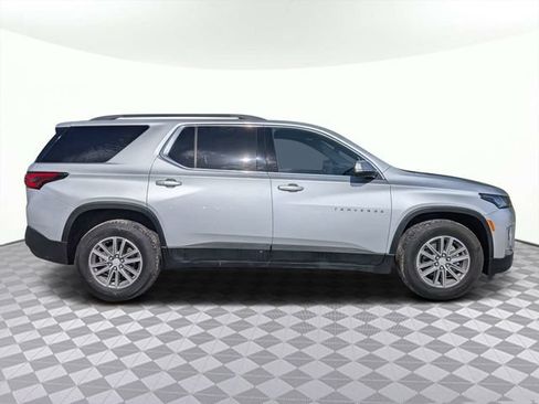Used 2022 Chevrolet Traverse LT AWD/4WD image 3