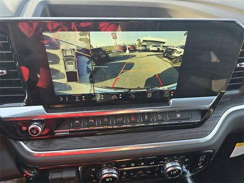 New 2026 GMC Sierra 1500 SLT image 20