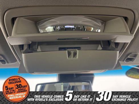 Certified 2019 Chevrolet Suburban LT image 38