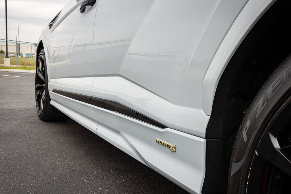 Used 2023 Lamborghini Urus S AWD/4WD image 32