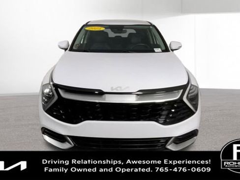 Used 2025 Kia Sportage EX image 3