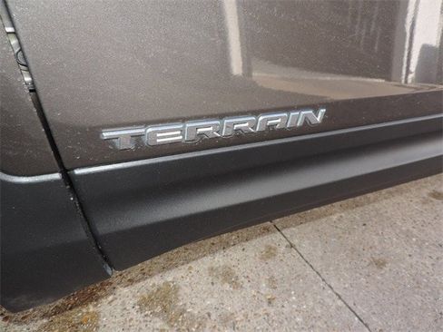 Used 2020 GMC Terrain SLT w/ Preferred Package image 11