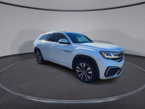 Used 2023 Volkswagen Atlas Cross Sport SEL Premium R-Line image 2