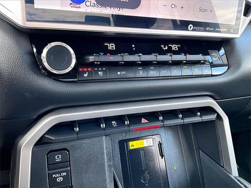 Used 2023 Toyota Tundra Limited w/ Power Package image 22