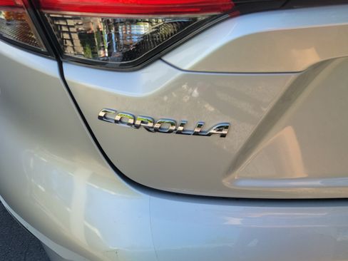 Used 2023 Toyota Corolla XLE FWD image 18
