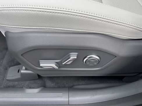 New 2026 Hyundai Santa Fe Limited FWD image 23