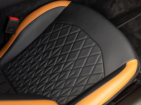 Used 2025 Aston Martin DB12 Coupe RWD image 42