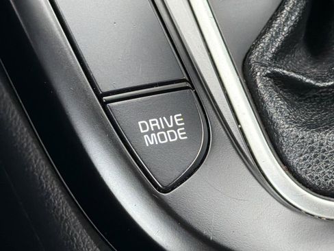 Used 2023 Kia Soul LX w/ LX Technology Package FWD image 29